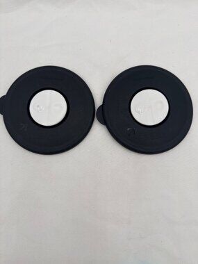 Tupperware B&W round replacement microwave vented seal lid 4721A-1 Black